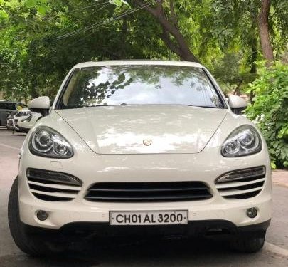 Used 2012 Porsche Cayenne Diesel AT for sale in New Delhi