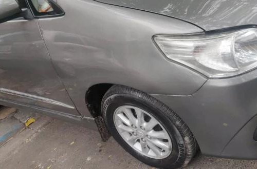 2014 Toyota Innova 2.5 V Diesel 8-seater MT in Kolkata