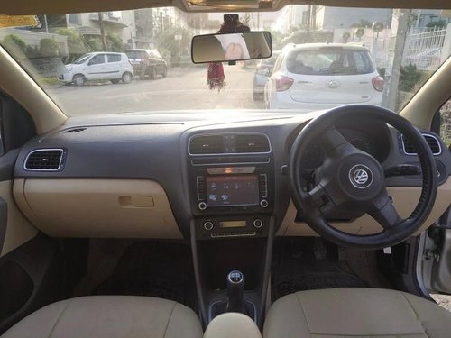 Volkswagen Vento 1.6 Highline 2012 MT for sale in Noida