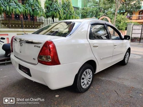 Toyota Platinum Etios G 2011 MT for sale in Kolkata