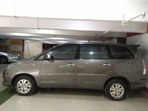 Toyota Innova 2009 MT for sale in Pune