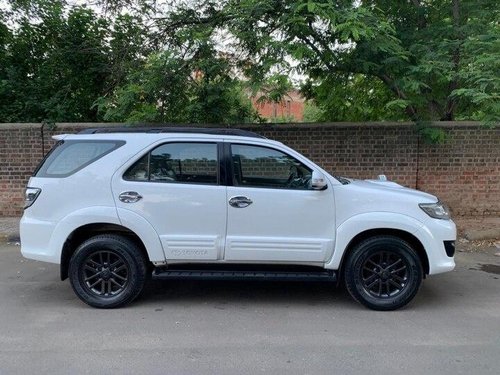 2013 Toyota Fortuner 4x2 Manual MT for sale in Ahmedabad