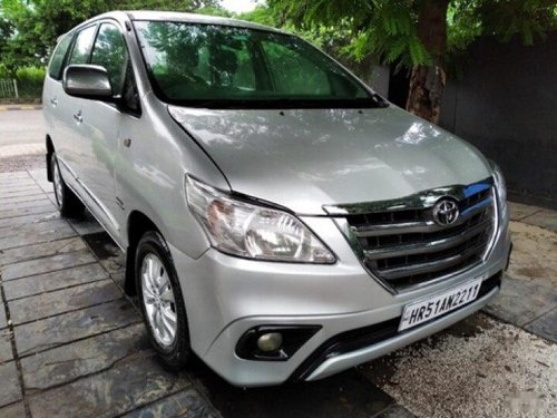 2011 Toyota Innova 2.5 VX 7 STR BSIV MT for sale in Faridabad