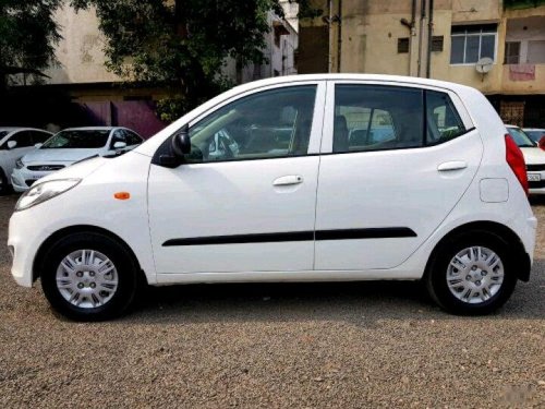 Hyundai i10 2014 MT for sale in Ahmedabad