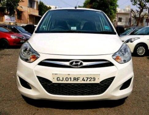 Hyundai i10 2014 MT for sale in Ahmedabad