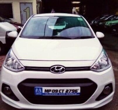 2016 Hyundai Grand i10 CRDi Magna MT in Indore