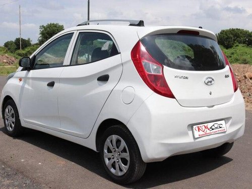 2017 Hyundai Eon Magna Plus MT in Ahmedabad