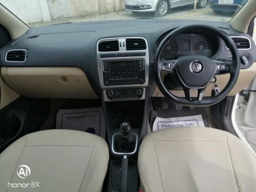 Volkswagen Polo 1.2 MPI Highline 2017 MT for sale in Chennai