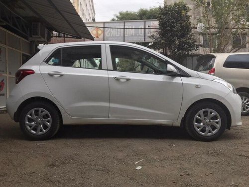 Used 2017 Hyundai i10 Sportz MT for sale in Surat