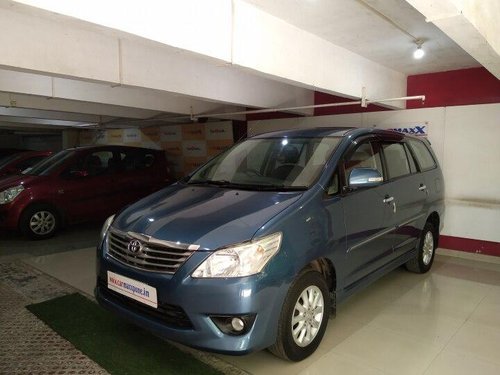 2012 Toyota Innova 2004-2011 MT for sale in Pune