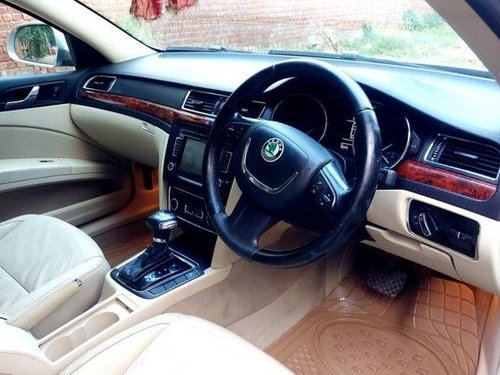 Used 2010 Skoda Superb Elegance 1.8 TSI AT for sale in New Delhi