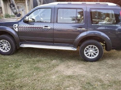 Used 2014 Ford Endeavour 3.0L 4X2 AT in Gurgaon