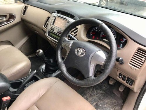 2015 Toyota Innova 2.5 ZX Diesel 7 Seater BSIII MT in Mumbai