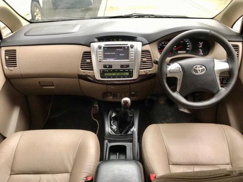 2015 Toyota Innova 2.5 ZX Diesel 7 Seater BSIII MT in Mumbai