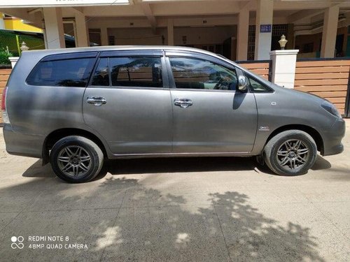 Toyota Innova 2.5 G4 Diesel 8-seater 2011 MT for sale in Chennai 