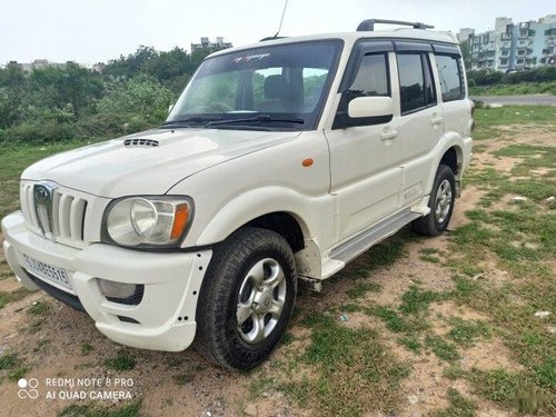 Used 2011 Mahindra Scorpio MT for sale in Ahmedabad 