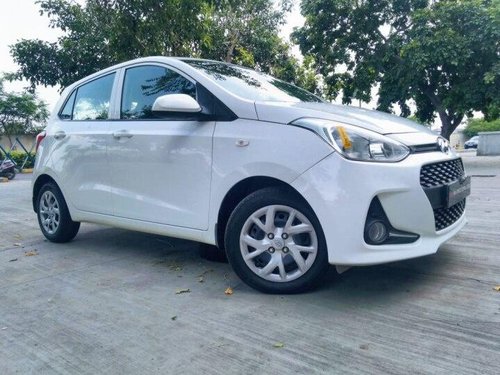 Hyundai Grand i10 1.2 CRDi Magna 2017 MT in Ahmedabad 