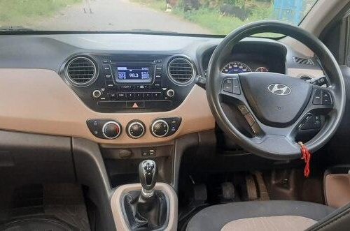 Used Hyundai Grand i10 1.2 CRDi Sportz 2016 MT for sale in New Delhi 