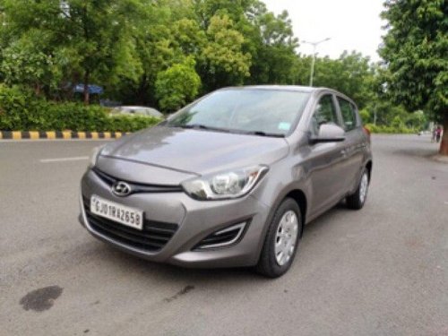 Used Hyundai i20 2013 MT for sale in Ahmedabad 