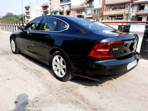 Used 2019 Volvo S90 D4 Momentum AT for sale in New Delhi 