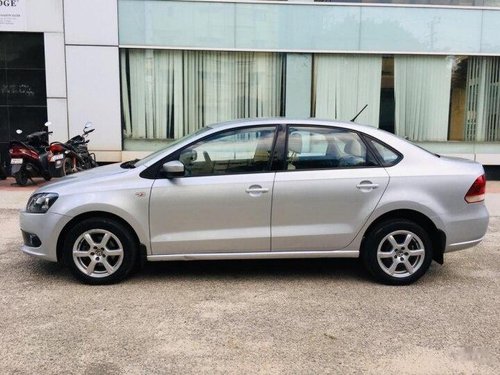 Used 2013 Volkswagen Vento Petrol Highline AT for sale in Bangalore 