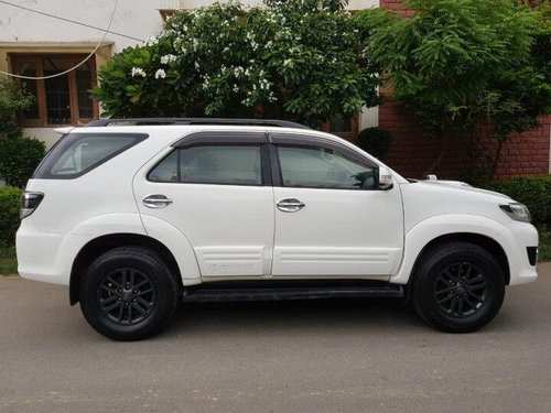 Used 2015 Toyota Fortuner 4x2 AT for sale in Gurgaon 
