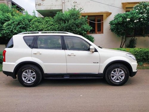 Used Mahindra Ssangyong Rexton RX7 2015 AT for sale in Gurgaon 