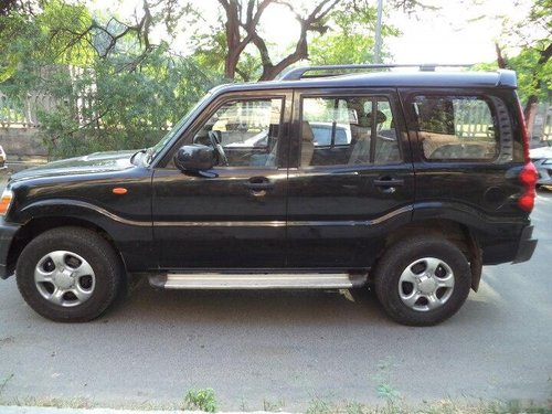 Used 2010 Mahindra Scorpio LX MT for sale in New Delhi 