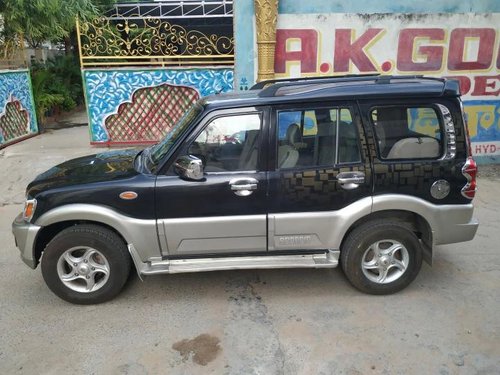 Used 2011 Mahindra Scorpio VLX MT for sale in Hyderabad 