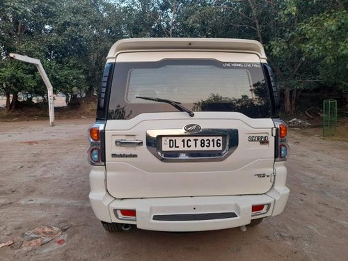 Used 2015 Mahindra Scorpio MT for sale in New Delhi 