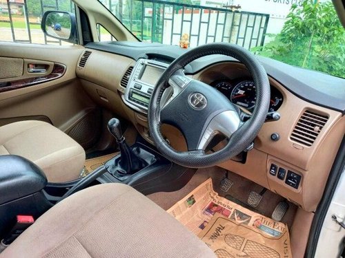 Used 2015 Toyota Innova 2.5 VX 7 STR BSIV MT for sale in Nashik 
