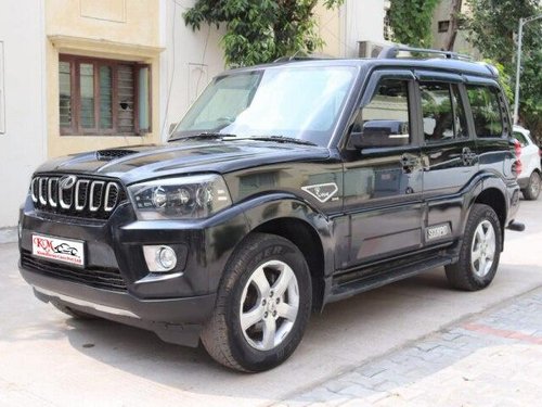 2018 Mahindra Scorpio S11 MT for sale in Ahmedabad