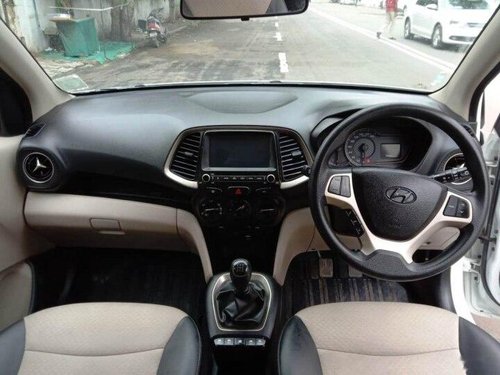 Hyundai Santro Asta 2018 MT for sale in Ahmedabad