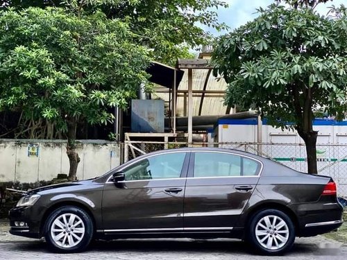 Used 2012 Volkswagen Passat Highline DSG S AT in Kolkata