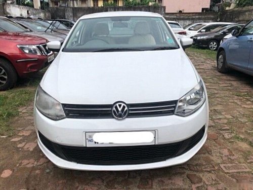 2013 Volkswagen Vento Petrol Comfortline MT for sale in Kolkata