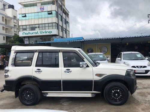 Used 2015 Mahindra Scorpio MT for sale in Pune 