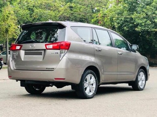 Used Toyota Innova Crysta 2016 AT for sale in New Delhi 