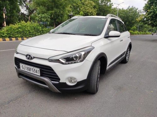 Used Hyundai i20 Active 2016 MT for sale in Ahmedabad 