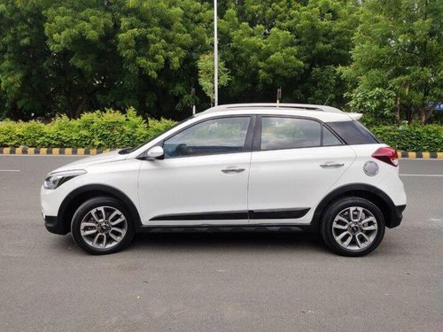 Used Hyundai i20 Active 2016 MT for sale in Ahmedabad 