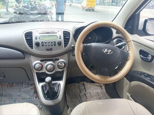 Used 2015 Hyundai i10 MT for sale in Chennai 