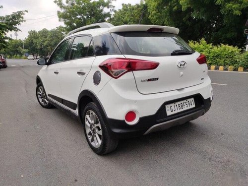 Used Hyundai i20 Active 2016 MT for sale in Ahmedabad 