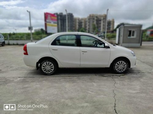 Used Toyota Platinum Etios 2017 MT for sale in Nashik 