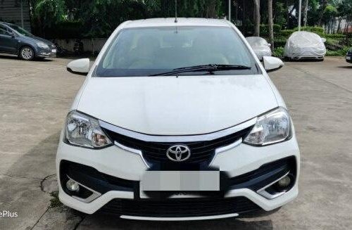 Used Toyota Platinum Etios 2017 MT for sale in Nashik 