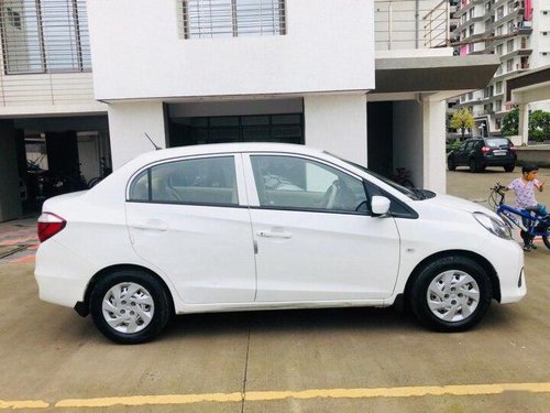 Used Honda Amaze 2017 MT for sale in Surat 
