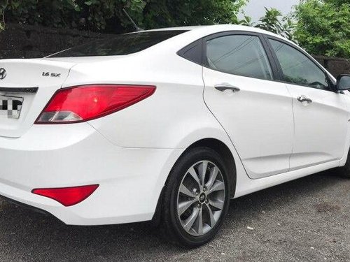 Used Hyundai Verna 2015 MT for sale in Surat 