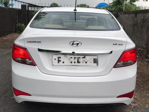 Used Hyundai Verna 2015 MT for sale in Surat 