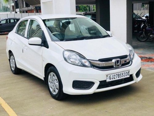 Used Honda Amaze 2017 MT for sale in Surat 