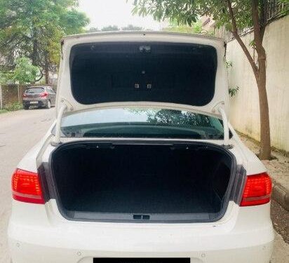 Volkswagen Passat Highline DSG S 2011 AT in Surat 