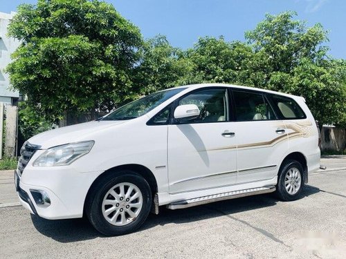 Toyota Innova 2.5 Z Diesel 7 Seater BS IV 2014 MT in Surat 