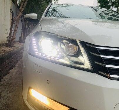 Volkswagen Passat Highline DSG S 2011 AT in Surat 